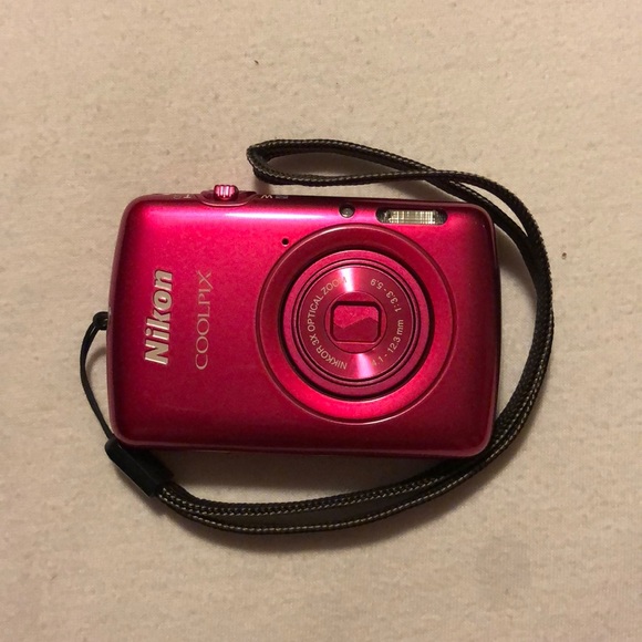 Nikon Accessories - Nikon Coolpix